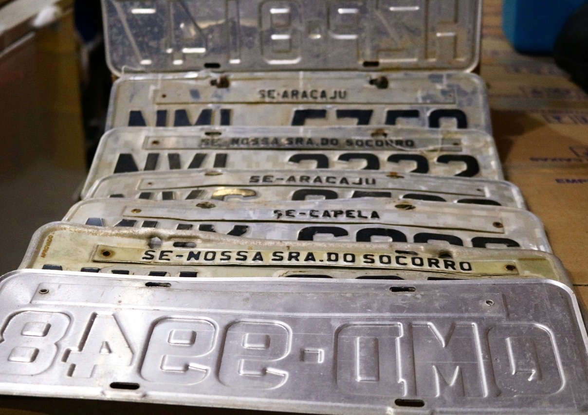 Placas de identificação dos veículos perdidas no período de chuvas ainda podem ser resgatadas na SMTT - SMTT Aracaju